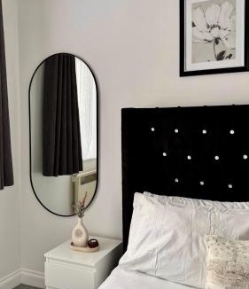 Watford Apartment | Modern 2-Bed Flat, Spacious, near Harry Potter Studio