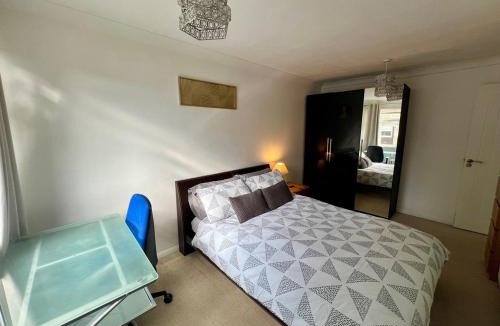Birchanger House | Modern 3 bedroom spacious house in Bishops Stortford near Stansted