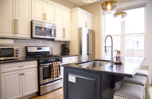Downtown House | Modern 3bd House Downtown Raleigh