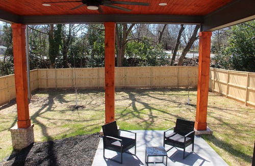 Charlotte House | Modern 5 Bdrm Uptown CLT Home- Great for Large Groups!