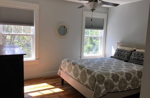 Huston - Courtland Condo | Modern Amenities & Complete Comfort in Montford!