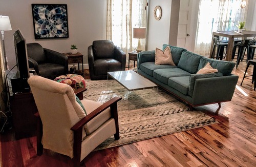Huston - Courtland Condo | Modern Amenities & Complete Comfort in Montford!