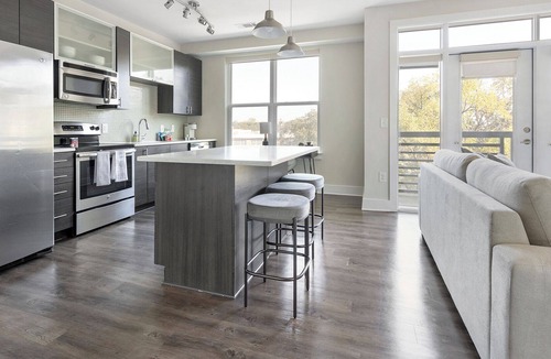 NoDa Apartment | Modern Apartment in Prime Location (ID9667X61)