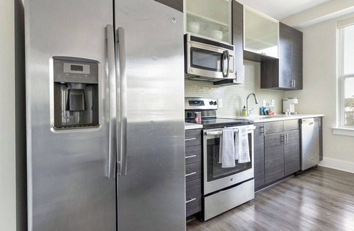 NoDa Apartment | Modern Apartment in Prime Location (ID9667X61)