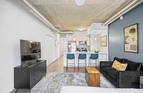 Sobro Apartment | Modern Apartment w/Kitchen | Pet Friendly & Pool | Near Boardwalk & Stadium