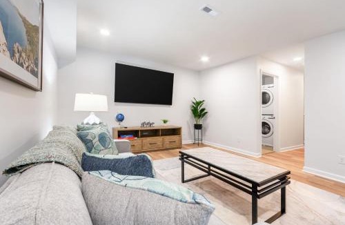 Greensboro Apartment | Modern Basement Suite, 2BR Sofa Bed, Parking