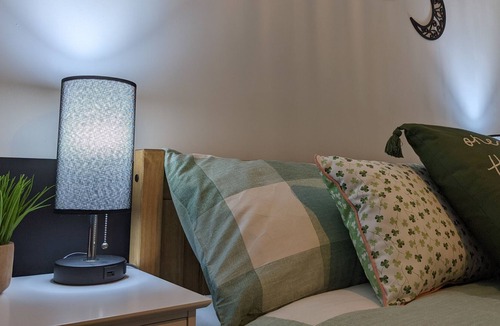 Slyne Apartment | Modern, Bright & Spacious - First Floor Apartment