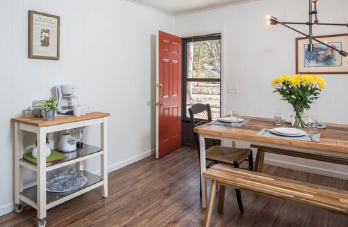 Hendersonville House | Modern Cabin - Close To Hiking/Biking Trails And Downtown