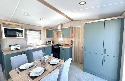 Morecambe House | Modern Caravan 2025 with Decking