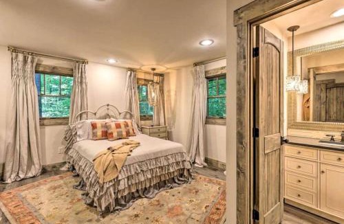Deep Gap House | Modern Chic Cabin with Game Room and Hiking Trails in North Carolina