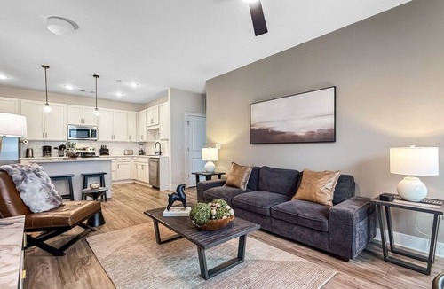 Mooresville Apartment | Modern Comfort Near Mooresville's Attractions
