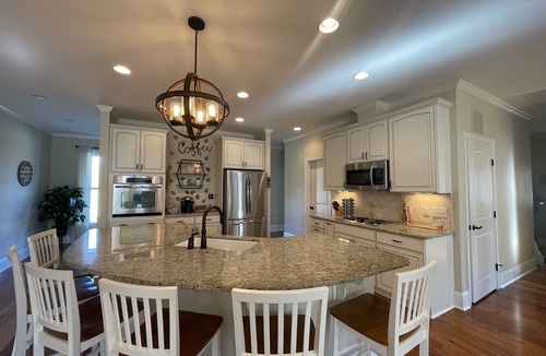 New Hill House | Modern farm Home Close to Jordan lake and Downtown apex