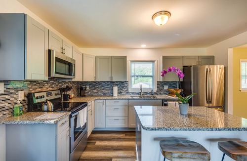 Mount Holly House | Modern Home w/ Deck - 15 Mi to Downtown Charlotte