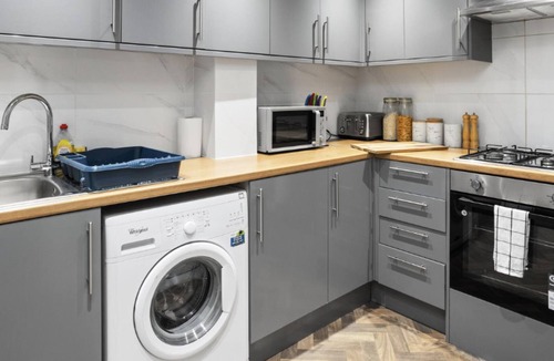 Gorgie Apartment | Modern&Homely Flat|City Centre