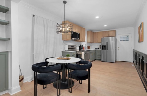 Rocky Mount House | Modern House - Cozy Family Friendly