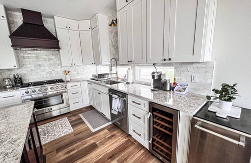 Dixie - Berryhill House | Modern Lakefront Oasis - Private Pool & Salt Water HotTub with Beautiful Sunsets