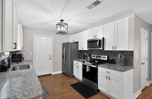 Gallatin House | Modern Luxury Stay in Gallatin