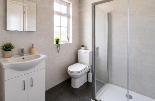 Lady Margaret Apartment | Modern Luxury Studio Apartment