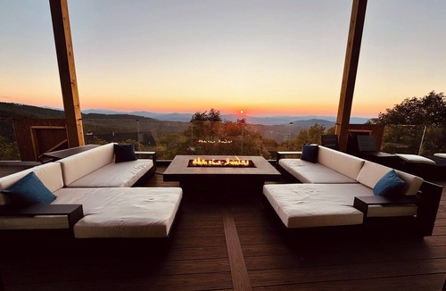 Beech Mountain House | Modern Luxury View Home with Sauna, Steam Room & Hot Tub