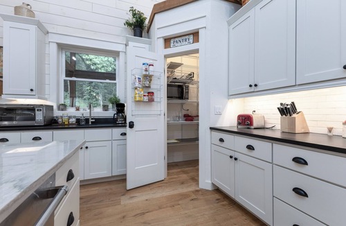 Cashiers Other | Modern Mountain Farmhouse in the heart of Cashiers