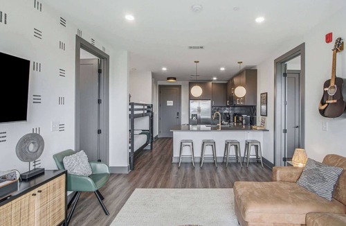 Rolling Mill Hill Condo | Modern Nashville Condo Near Broadway & The Gulch