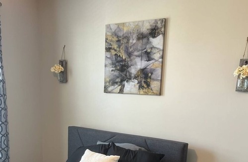 Hidden Valley Condo | Modern newly built Condo 5 min from UNCC