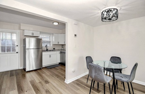 Executive Park House | Modern Oasis Close to South End