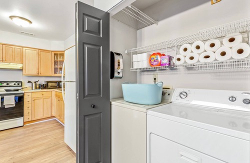 Chapel Hill Apartment | Modern & Spacious + UNC Vacation Rental