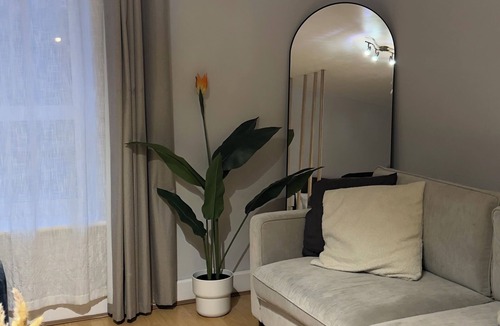 Island Gardens Apartment | Modern Studio in Central London near The O2