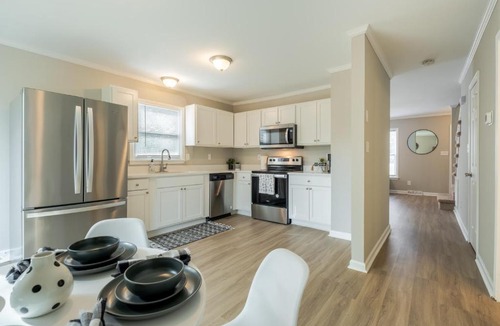 Cotswold House | Modern Stunning SouthPark/Cotswold Home!
