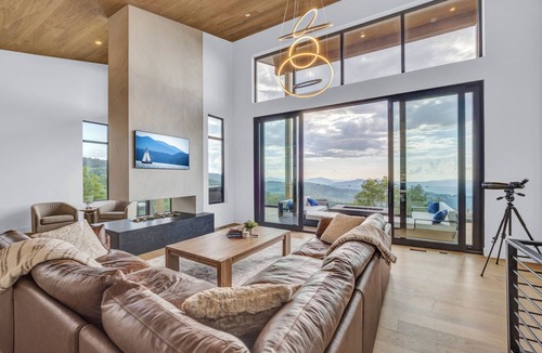 Beech Mountain House | Modern View Home with Sauna, Steam Room & Hot Tub