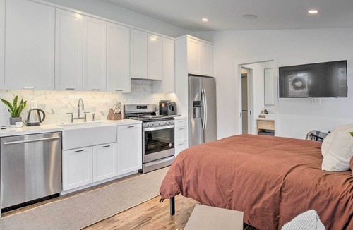 Columbus Apartment | Modern Wellness Retreat on 5-Acre Micro Farm!