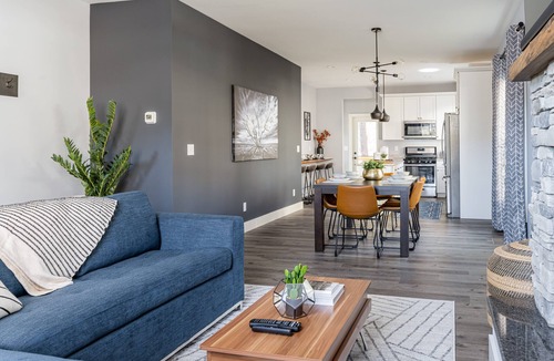 Fairview House | Modern Westside Retreat Weekly/Monthly Discounts Now!