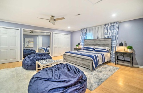 Ogden House | Modern Wilmington Getaway about 6 Miles to Beaches!