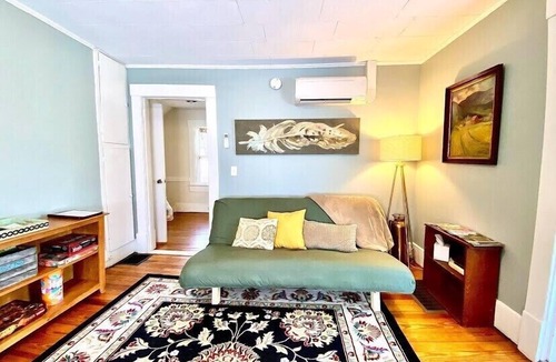 Historic Montford House | Montford Charmer Walk to Downtown Asheville