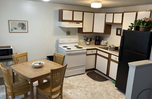 East Ocean View Apartment | Monthly Upscale Beach Aptartment "A"