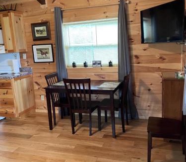 Tryon House | Moore Road Cabin 1 Pet Friendly