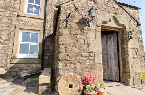 Fence House | Moss Side Retreat