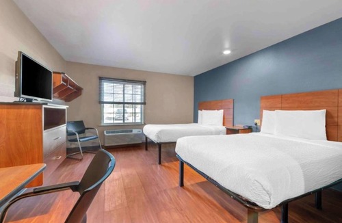 Pelham Hotel | Motel 6 Suites Birmingham Pelham, AL