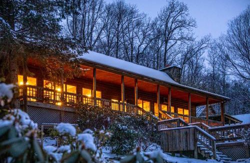 Burnsville Cabin | Mount Mitchell Eco Retreat