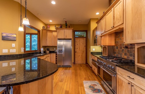 Blowing Rock House | Mountain Camp-3 miles to main street Blowing Rock! Hot tub, game room, private hiking trails