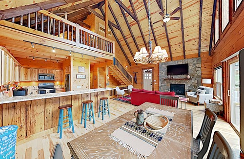 Maggie Valley House | Mountain Chic Home and Ski Lodge with Deck, Fireplace, and Firepit