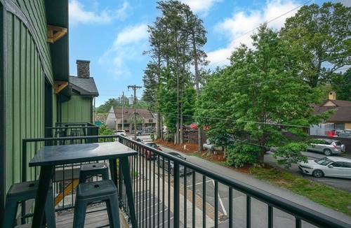 Blowing Rock Condo | Mountain Condo in Downtown Blowing Rock