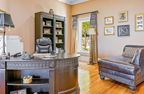 Leicester House | Mountain estate with hot tub, sauna, gym, home theater, game room, & WiFi