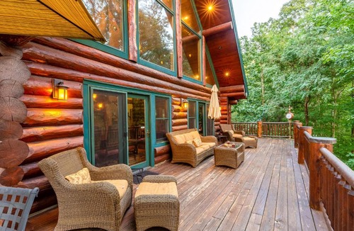 Sylva House | Mountain Heritage Lodge