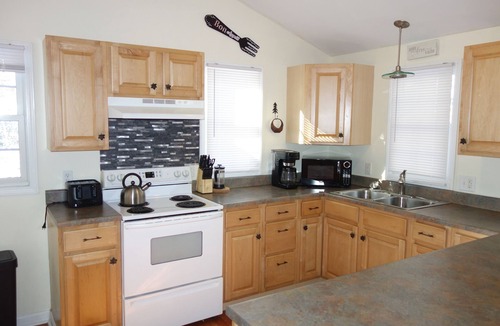 Frank House | Mountain home in Newland