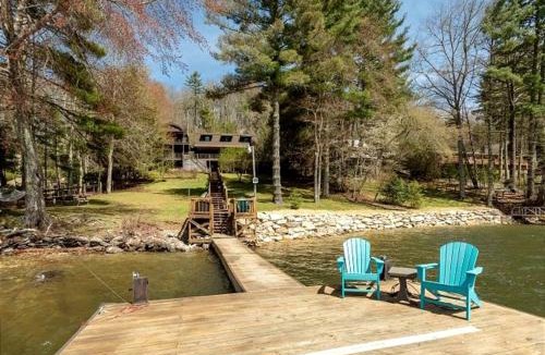 Glenville House | Mountain Lake House in North Carolina