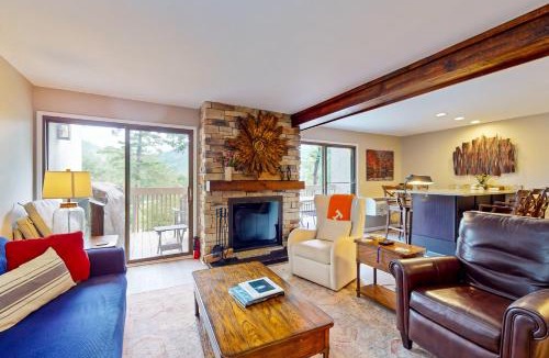Sapphire Apartment | Mountain Lea Hideaway