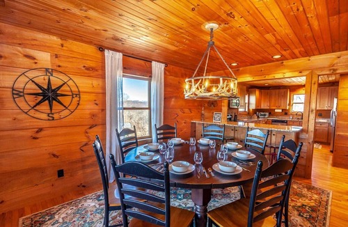 Boone Cabin | Mountain Lodge Near Downtown
