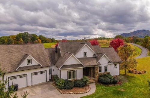 Altamont House | Mountain Top at Linville Falls